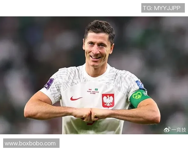 莱万领衔球队再创辉煌期待在新赛季中展现更强实力与团队默契